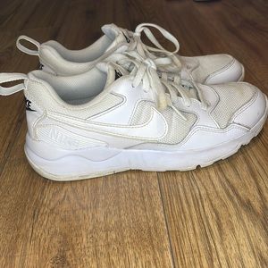 Nike Zoom Pegasus 92 Lite Running Shoes White